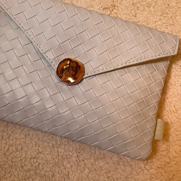 IPSY Bag with Four Sample Size Products - Picture 4 of 4